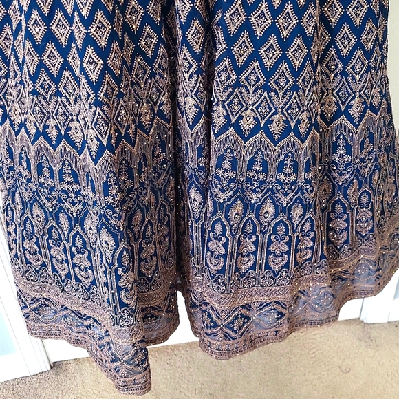 Gorgeous floor length a-line anarkali gown in peacock blue color. Bust size 42 - Picture 7 of 10